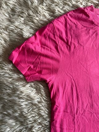 Camiseta rosa con coordenadas hombre