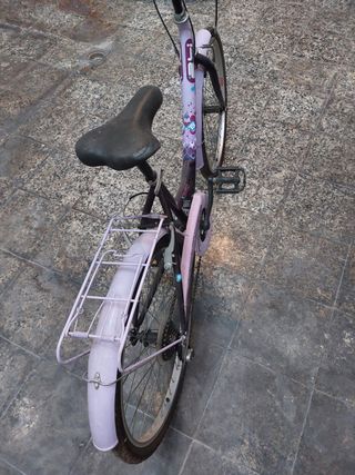 Bicicleta infantil morada