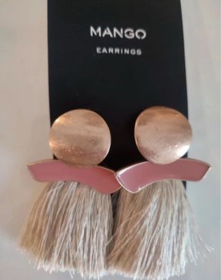 Pendientes Mango flecos beige y rosa Un uso