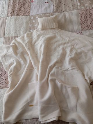 Jersey lana tipo poncho Selmark