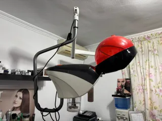 Mobiliario Peluquería y Estética