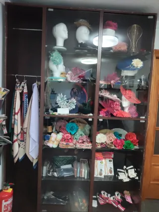 Mobiliario Peluquería y Estética