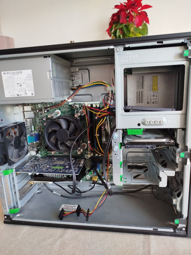 Torre PC HP ProDesk 600 G1 TWR 8GB RAM, 240GB SSD afbeelding 6