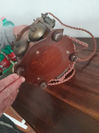 Telefono antico con disco combinatore