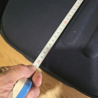 Maletas de viaje azul y negra