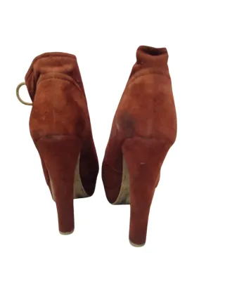 Botines de tacón con cordones