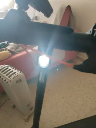 Patín Ninebot E2 Pro con soporte móvil y cargador