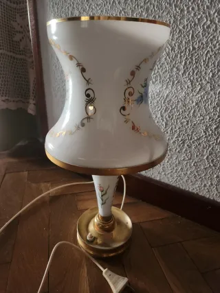 Lámpara de mesa vintage porcelana y oro