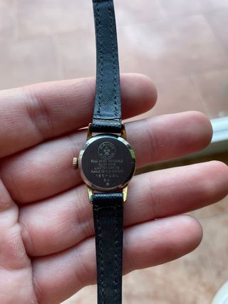 Cauny Star 17 rubíes chapado en oro caja 20mm