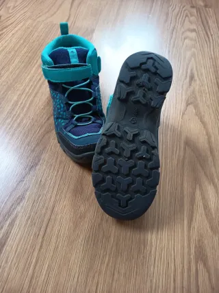 Botas de montaña y agua t.34