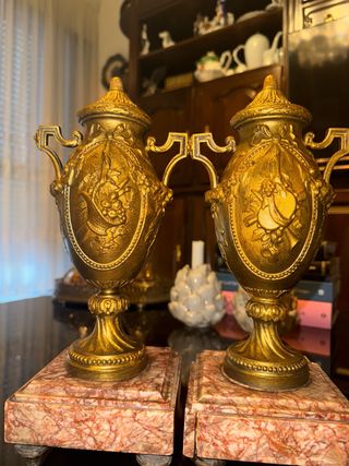 Par de Ânforas Douradas