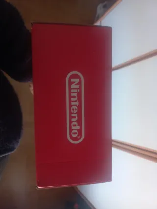 Nintendo Switch + Mario Kart 8 Deluxe precintado