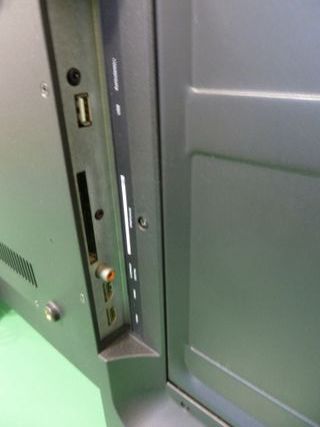 TELEVISION TD SYSTEMS 40"