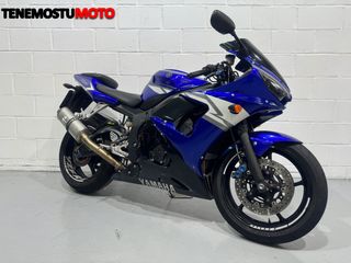 YAMAHA YZF R6 "2004"