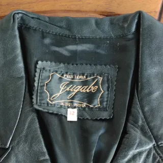 Abrigo vintage piel negro