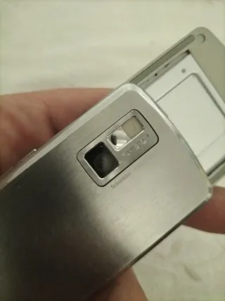 Telefono LG KE970 Shine Argento