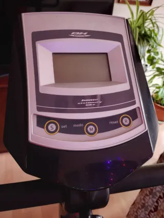 Bicicleta Estática BH Fitness