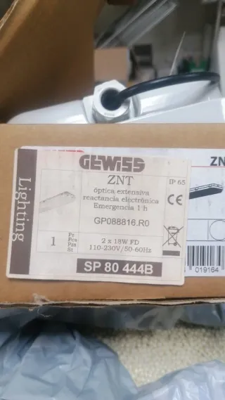 Lámpara fluorescente GEWISS ZNT 2x18W