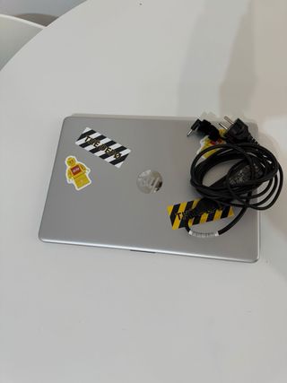 Portátil HP+Airpodspro de regalo PRECIO NEGOCIABLE