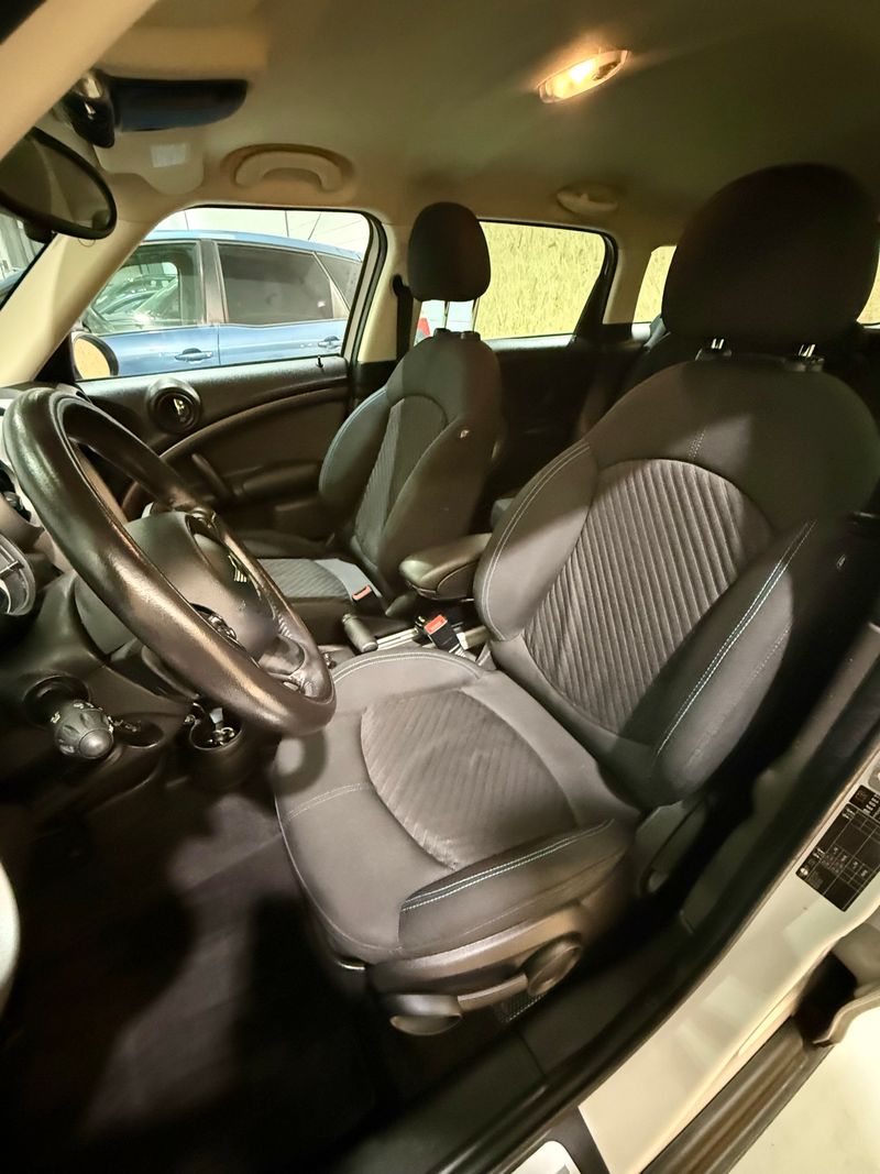 MINI Countryman Cooper SD (2011) 2011, foto 8