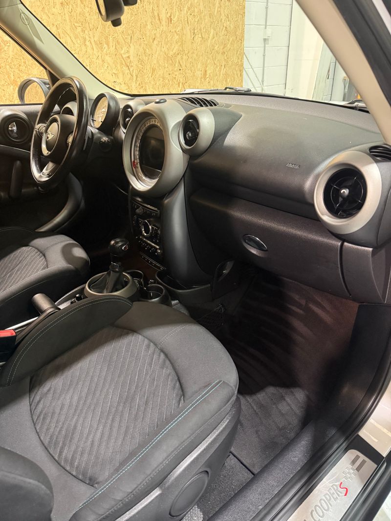 MINI Countryman Cooper SD (2011) 2011, foto 9