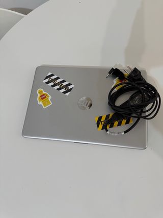 Ordenador HP + AirPods de regalo