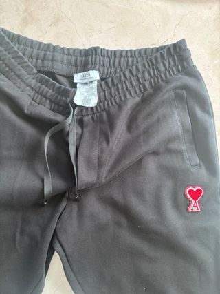 Chándal AMI Negro con Logo Corazón