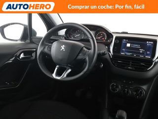Peugeot 208 1.2 PureTech Signature