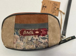 Bolso Cartera Anekke con correa, sin estrenar.