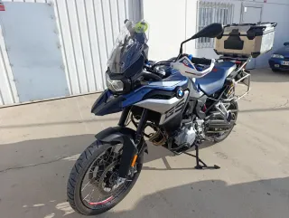 Puertas antiguas de madera y cristal