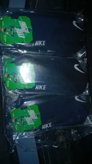 Calcetines Adidas y Under Armour Talla 44