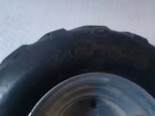 Ruedas Quad (Neumático y Llanta)