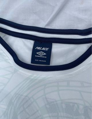 Camiseta Palace x Umbro Blanca