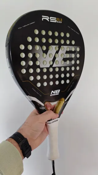 Pala NB RS 8.1 Black. 380g. Muy poco uso.