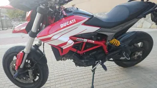 Ducati Hypermotard 821 110cv