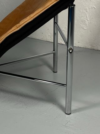 Chaise longue “Skye” de T. Björklund, años 80