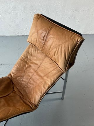Chaise longue “Skye” de T. Björklund, años 80