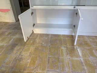 Vitrina expositora cristal y madera