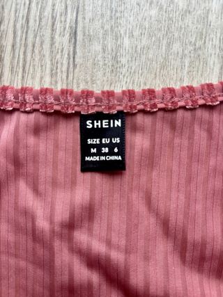 Camiseta rosa terciopelo