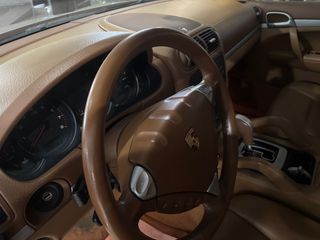 Porsche Cayenne 2004