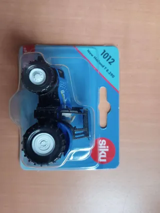 Miniatura Trator New Holland T8.390 Siku