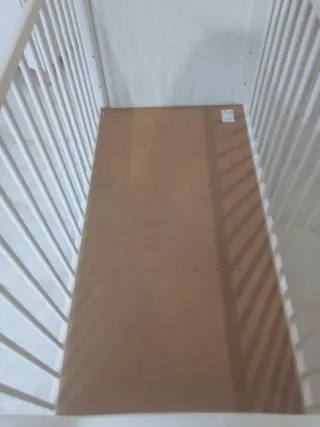 Cuna blanca estilo IKEA