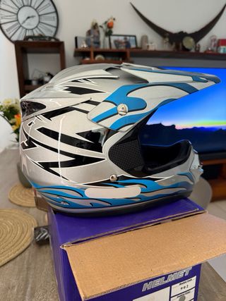 Casco Moto Cross Plata y Azul y conjunto