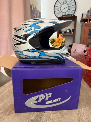 Casco Moto Cross Plata y Azul y conjunto