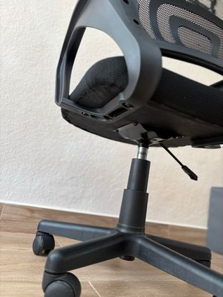 Sedia da ufficio in tessuto nero