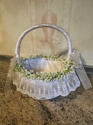 Cesta de Comunión Blanca y Rosa