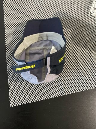 Set de pádel: Gorra y pelotas