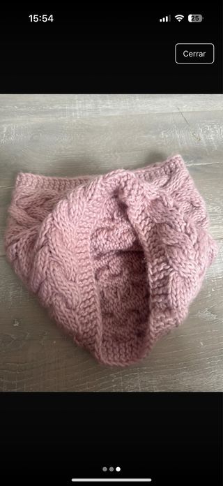 Braga/bufanda rosa trenzada