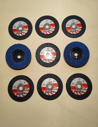 Amoladora 12v + 2 Baterías + Cargador + 9 Discos