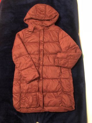 Abrigo Mo Woman largo Granate con capucha